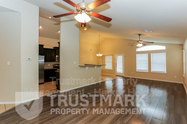 Photo - 9203 Cricket Dr