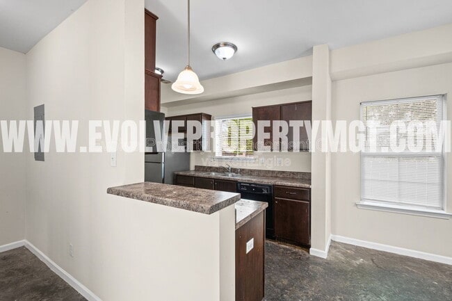 Photo - 3586 Brister St