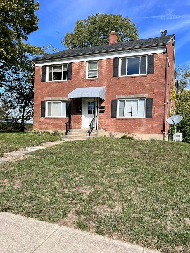 Building Photo - 1597 Old Ln Ave Unit 4
