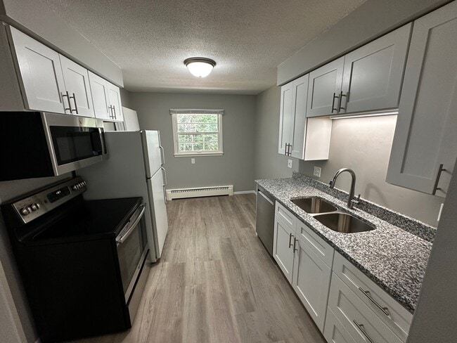 Building Photo - 1921 103rd Ave NW Rental