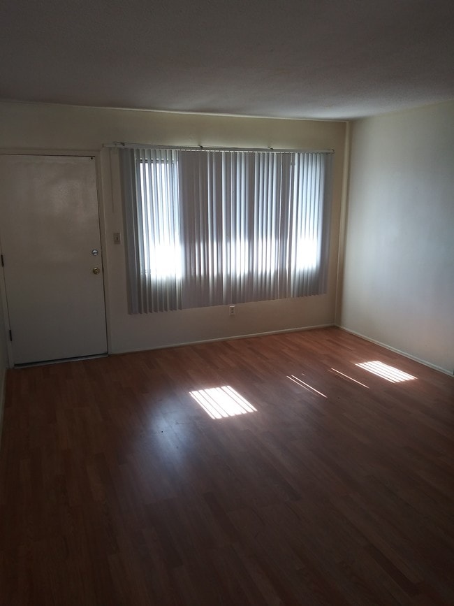 Photo - 13320 S Vermont Ave Unit ,