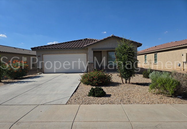 Photo - 1048 W Verde Ln House
