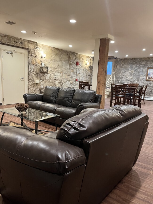 Brickner Woolen Mills Apartments