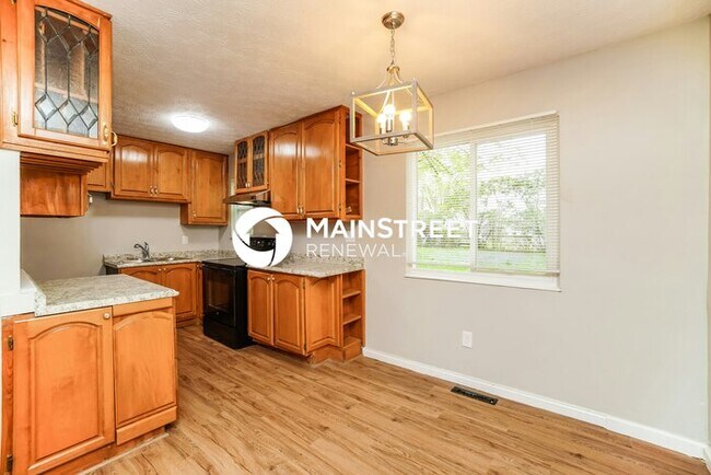 3 Bedroom Pet-Friendly Home in COLUMBUS, OH with Main Street Renewal