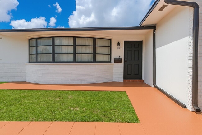 Photo - 5400 W Park Rd