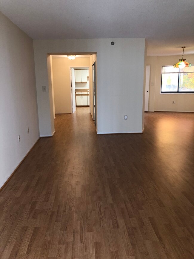 Sala de estar - 15115 Interlachen Dr Unidad 112