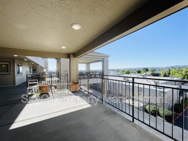 Photo - 15325 NW Central Dr