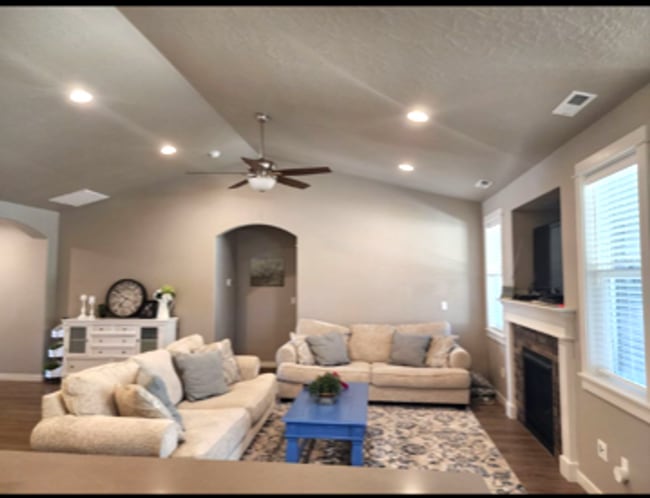 Photo - 4 bedroom, 3 full bath home -Star
