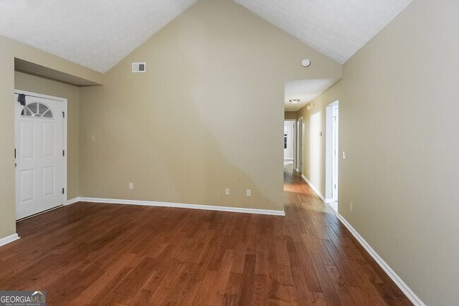 Photo - 175 Trinity Dr