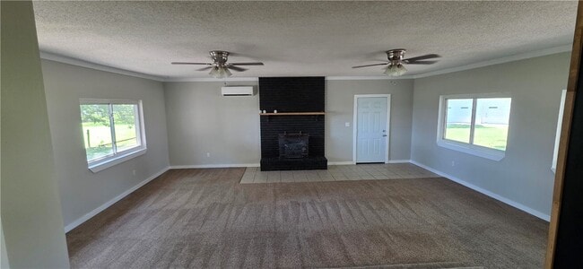 Photo - 3320 E Heritage Pkwy