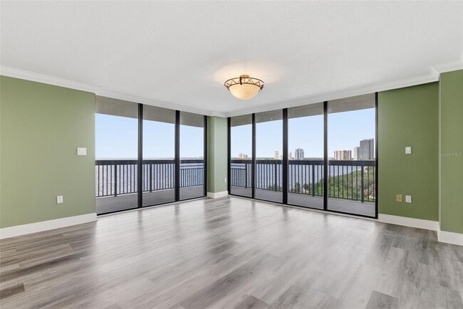 Photo - 2413 Bayshore Blvd Unit 1004