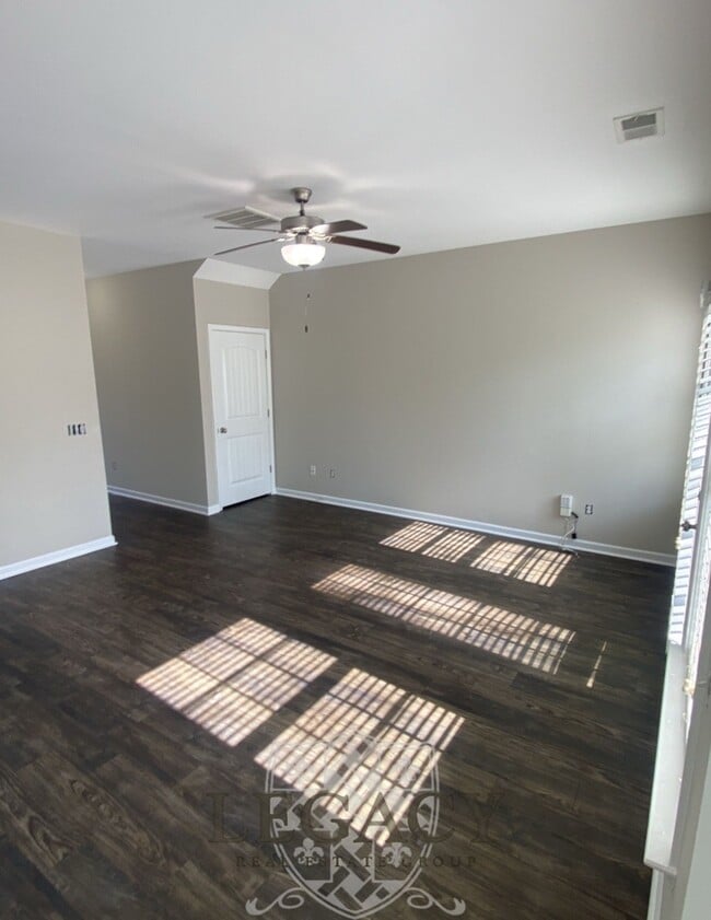 Photo - 616 Pippin Dr