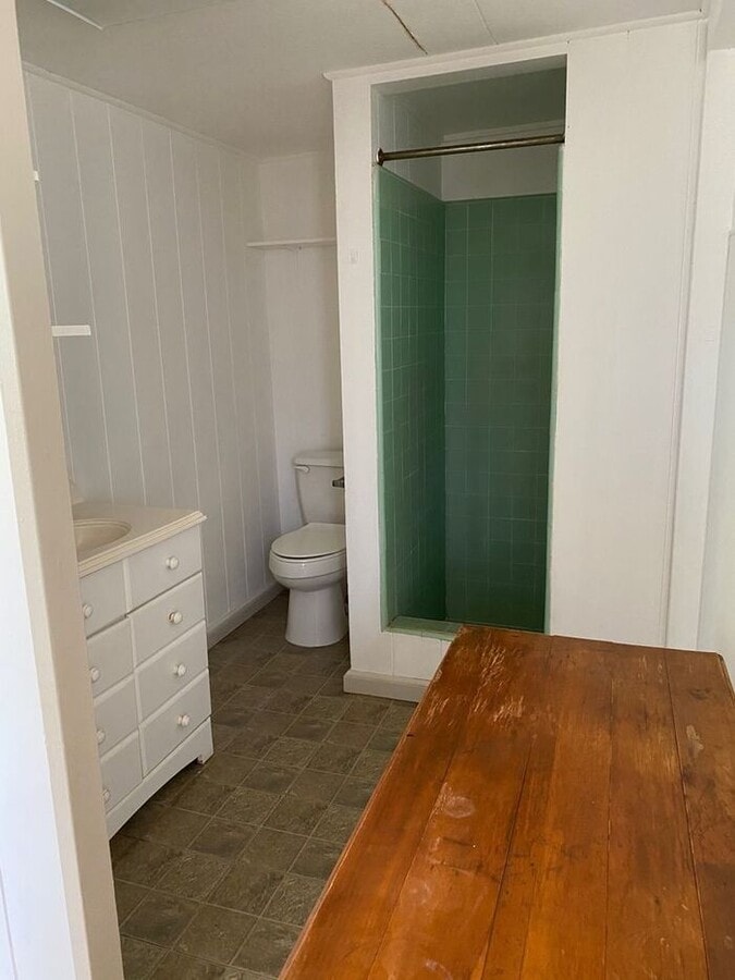 Photo - Waipahu: Studio 1 bath apartment located behind the garage