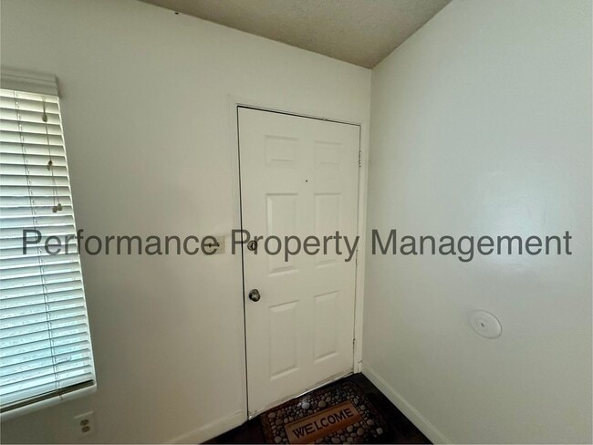 Photo - Charming 3 Bed/2 Bath SW Bakersfield Home w/ RBP & $0 Deposit Option