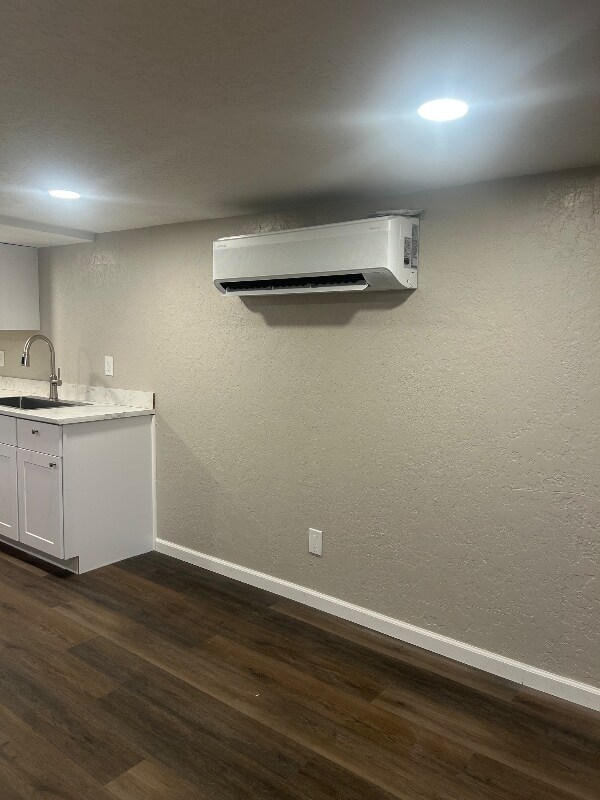 Photo - 1111 W Beech Ave