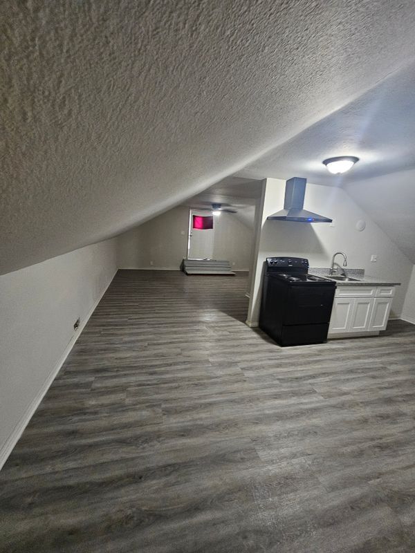 Photo - 1410 Lake Rd