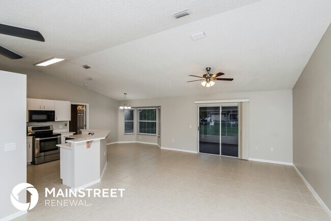 Photo - 453 Foxdall Ave NE Casa