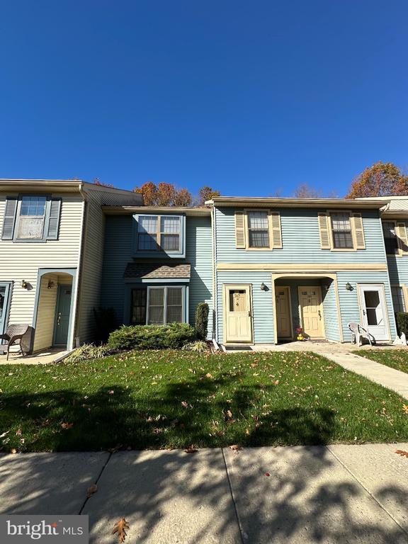 Photo - 181 Wyndham Pl
