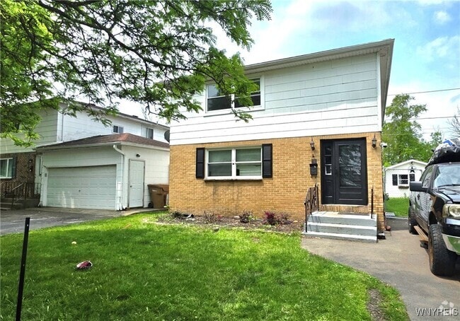 Building Photo - 50 Strasbourg Dr Rental