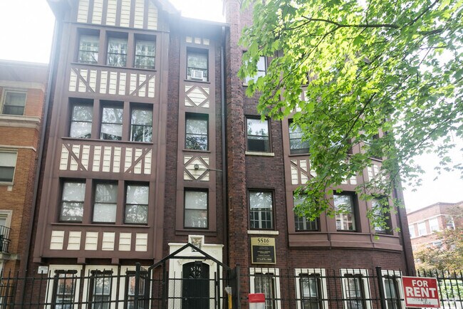 Building Photo - 5516 N Kenmore Ave Rental