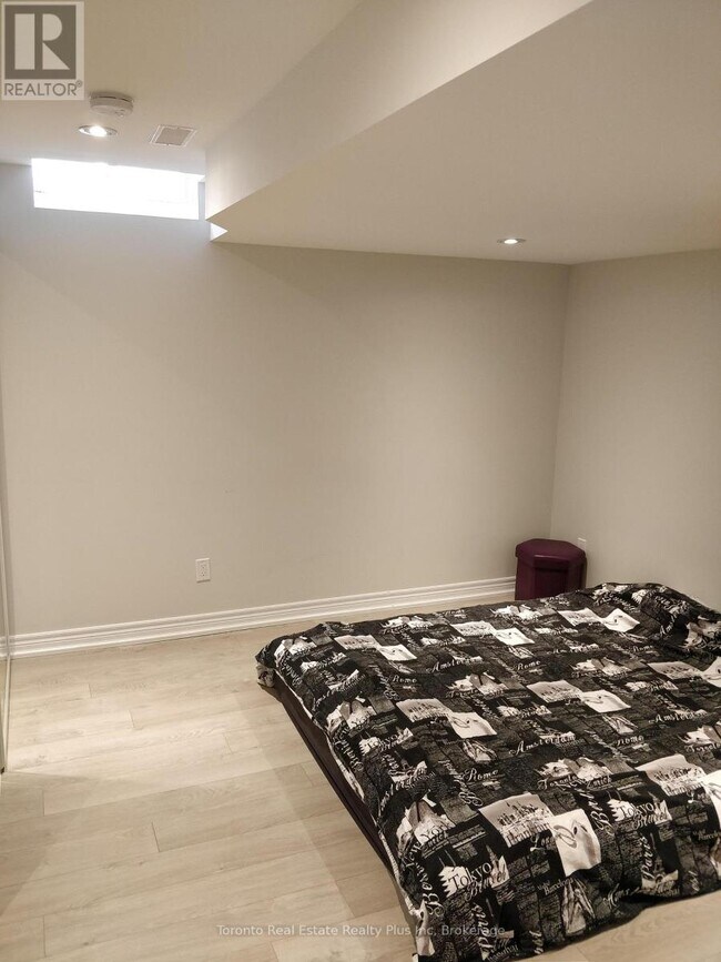 Photo - 21 Delphinium Ave