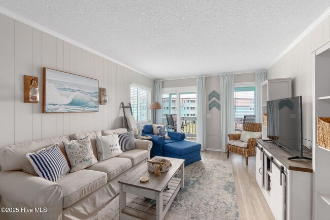 Building Photo - 301 Commerce Way Unit 241