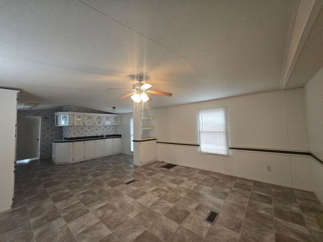 Photo - 2/2 Half Acre Mobile Home in Keystone Heights