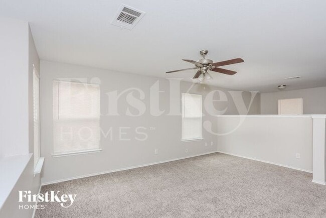 Photo - 3010 Dusty Oak Dr