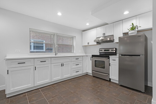 Photo - 6420 Spaulding Ave