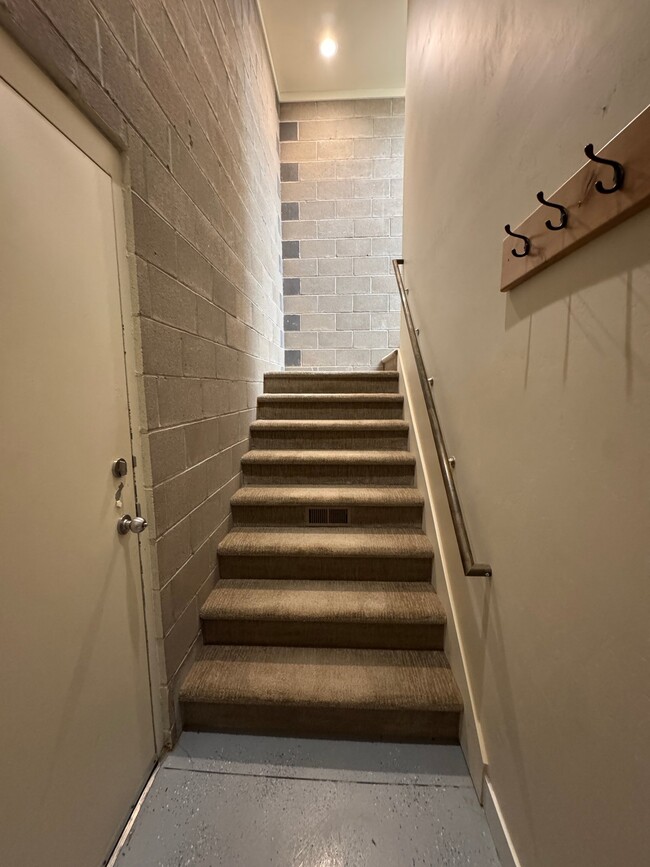 Photo - 2907 Willow Way