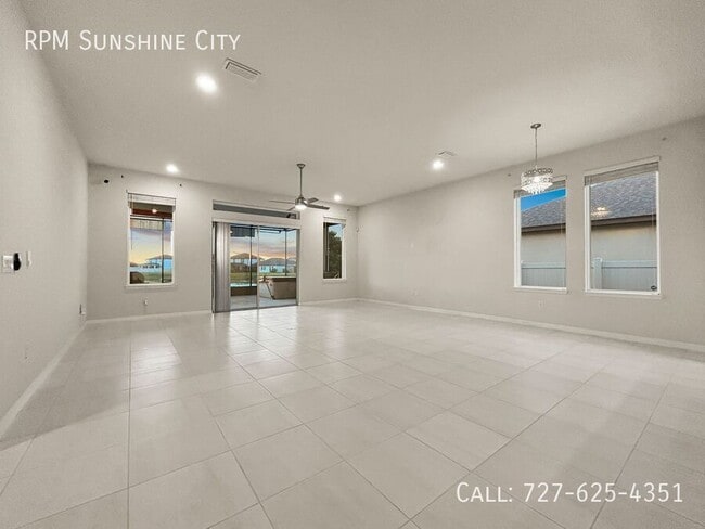 Photo - 13413 Palmera Vista Dr