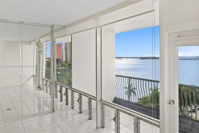Photo - 1408 Brickell Bay Dr Unit 1106