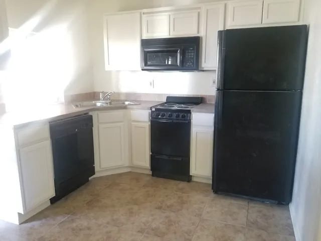 Building Photo - Cute 2-bedroom 1 bath Rental