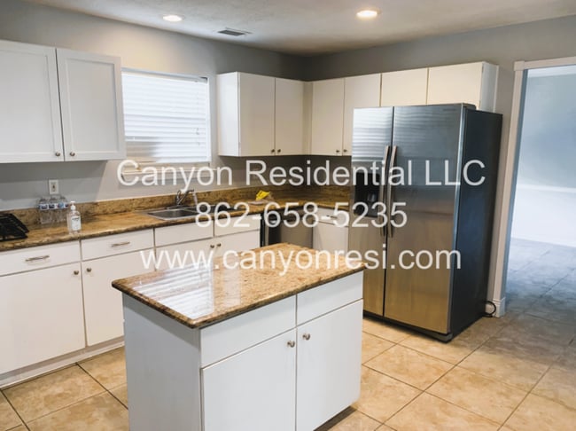 Photo - 2554 Willenhall Way