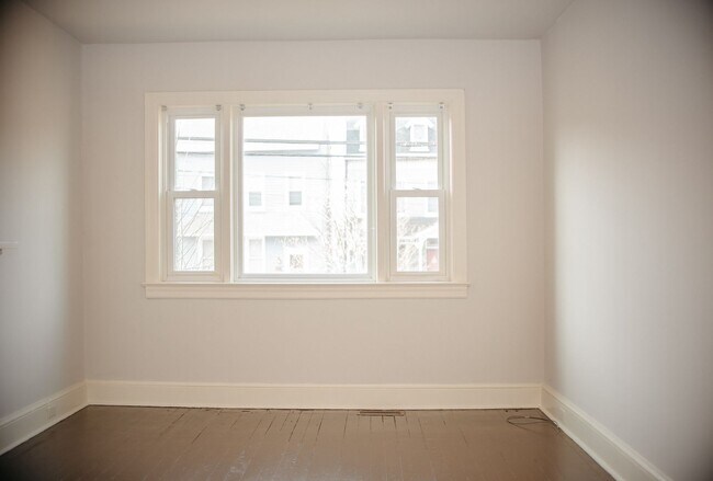 Photo - 331 N 3rd St Unit 1