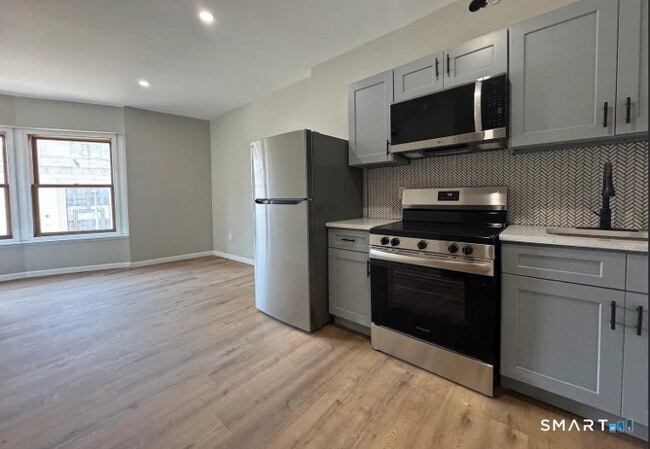 Photo - 61 Field St Unit 303