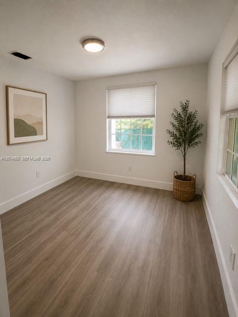 Photo - 5537 NW 5th Ave Unidad 1
