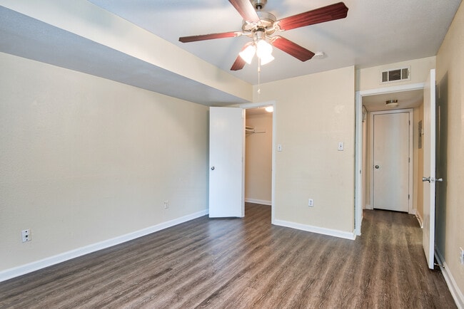 Photo - The Pines Apartments