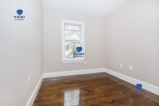 Photo - 220 Havre St Unit 1