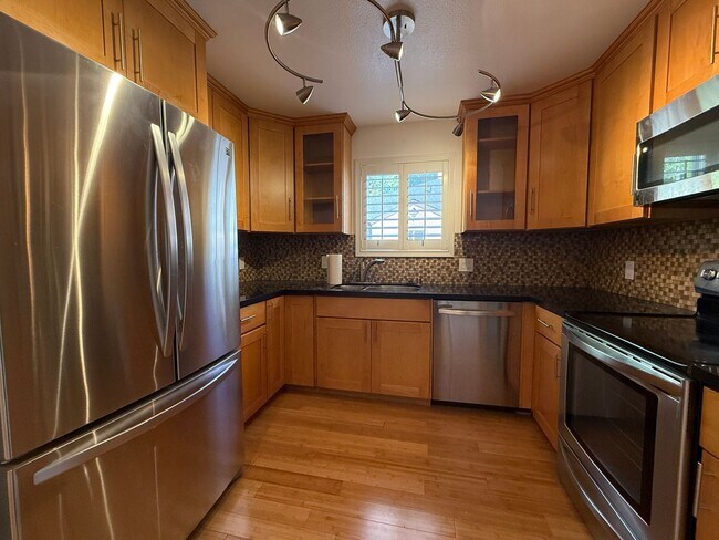 Photo - Bright Updated 1 Bedroom 1 Bath Condo in North San Jose