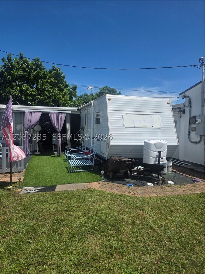 Photo - 291 NW 102nd St