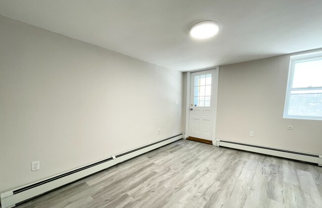 Photo - 174 Bolton St Unit 1