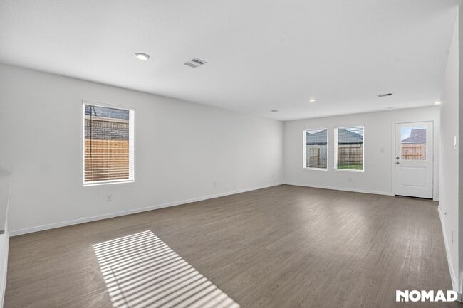 Photo - 1519 Rose Blush Ln