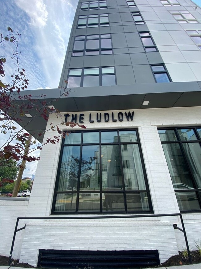 Photo - Ludlow Studio in Historic Buena Vista!