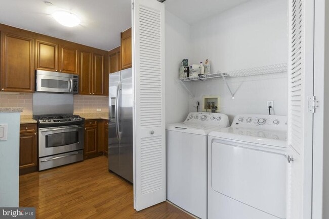 Photo - 1900 Hamilton St Unidad 909