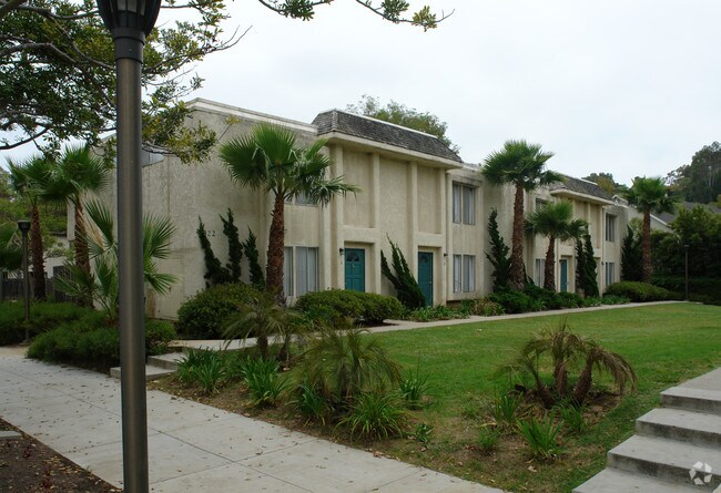 Monteria Village - Monteria Village Apartments