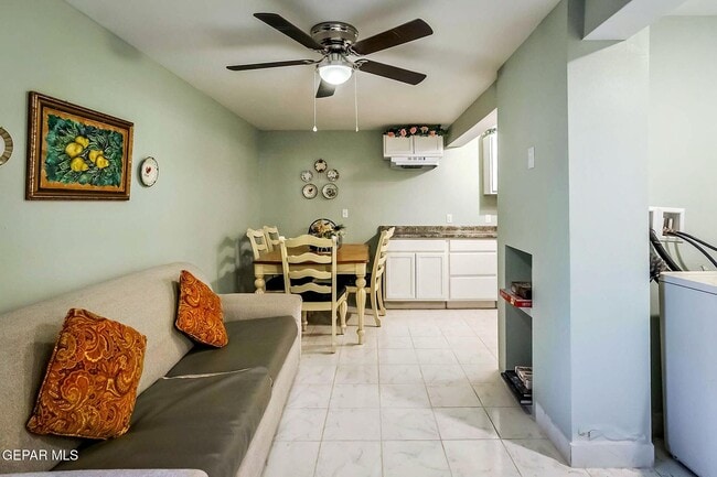 Photo - 619 E Nevada Ave Unit 4