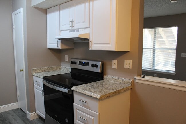 Photo - 2 bed Condo in Quiet Neighborhood