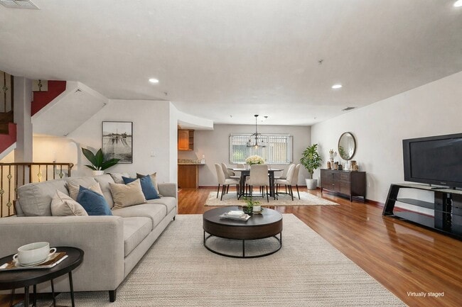 Building Photo - 1559 W 207th St Unit 2