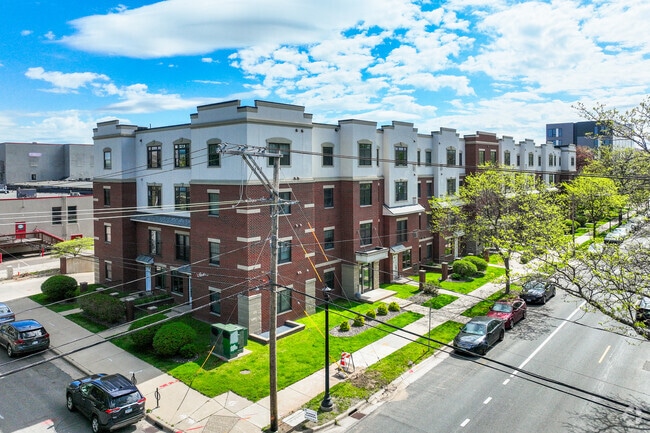 Photo - Mill Trace Condominiums